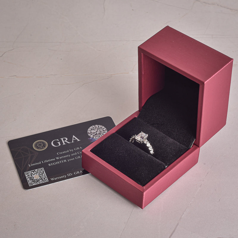 Anel Solitário Nanda Moissanite