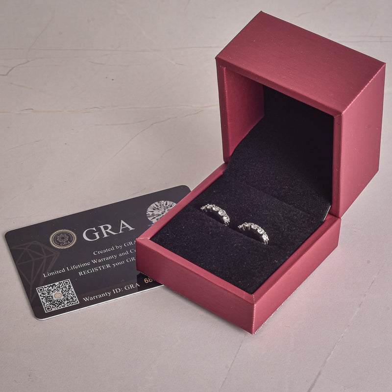 Argola clique P Moissanite