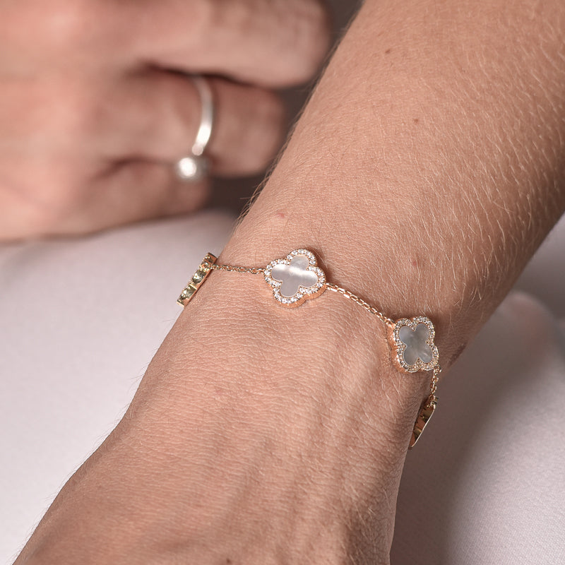Pulseira 5 trevos madrepérola cravejados banho ouro 18k prata 925